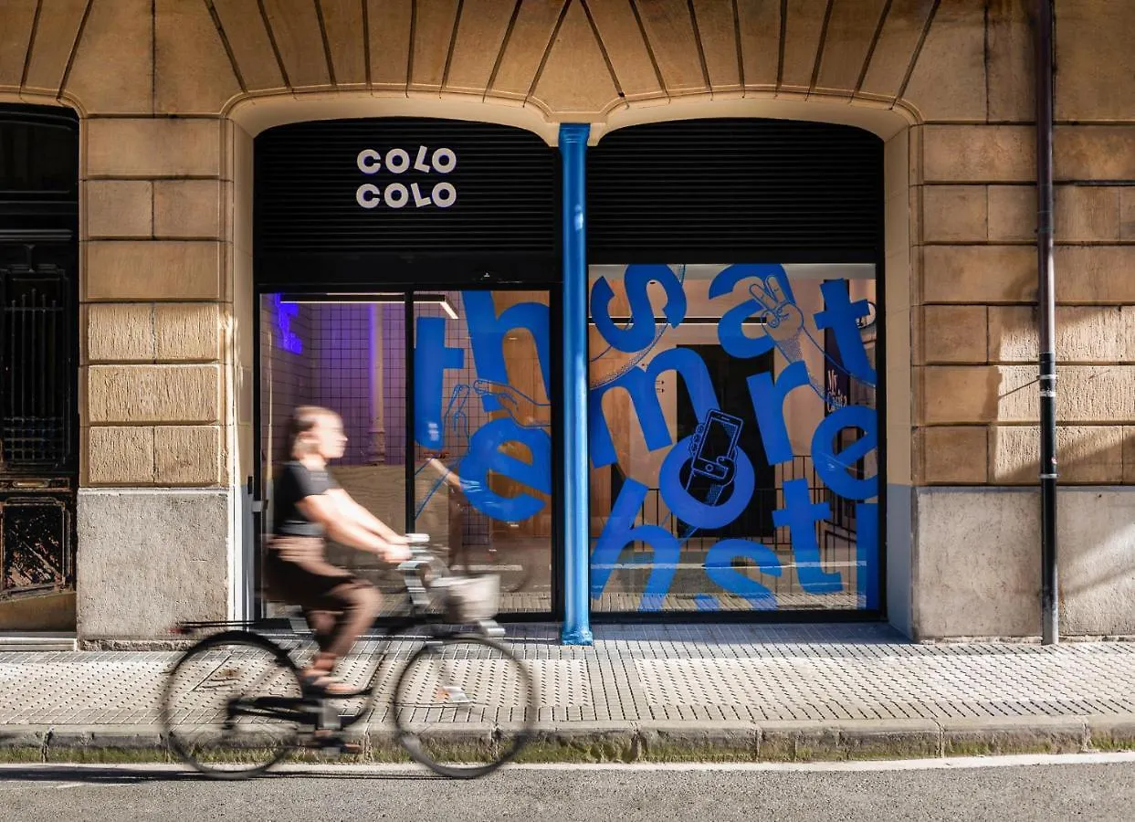 Colo Colo Hostel - Single Private Beds San Sebastian Spain