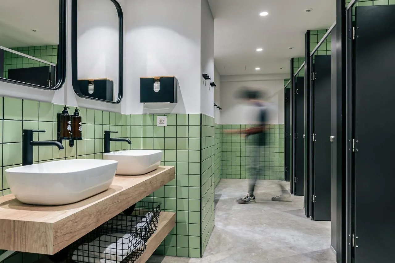 Colo Colo Hostel - Single Private Beds San Sebastián